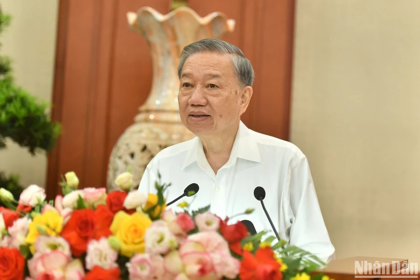 Tổng Bí thư, Chủ tịch nước Tô Lâm phát biểu tại buổi gặp mặt. Ảnh: Nhân Dân tong-bi-thu-chu-tich-nuoc-chu-tri-hoi-nghi-gap-mat-lanh-dao-nguyen-lanh-dao.jpg