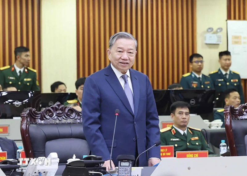 Tổng Bí thư Tô Lâm phát biểu tại buổi chúc Tết cán bộ, chiến sỹ Quân chủng Phòng không-Không quân, Bộ Quốc phòng. Ảnh: TTXVN Tổng Bí thư Tô Lâm thăm, kiểm tra và chúc Tết các đơn vị công an và quân đội