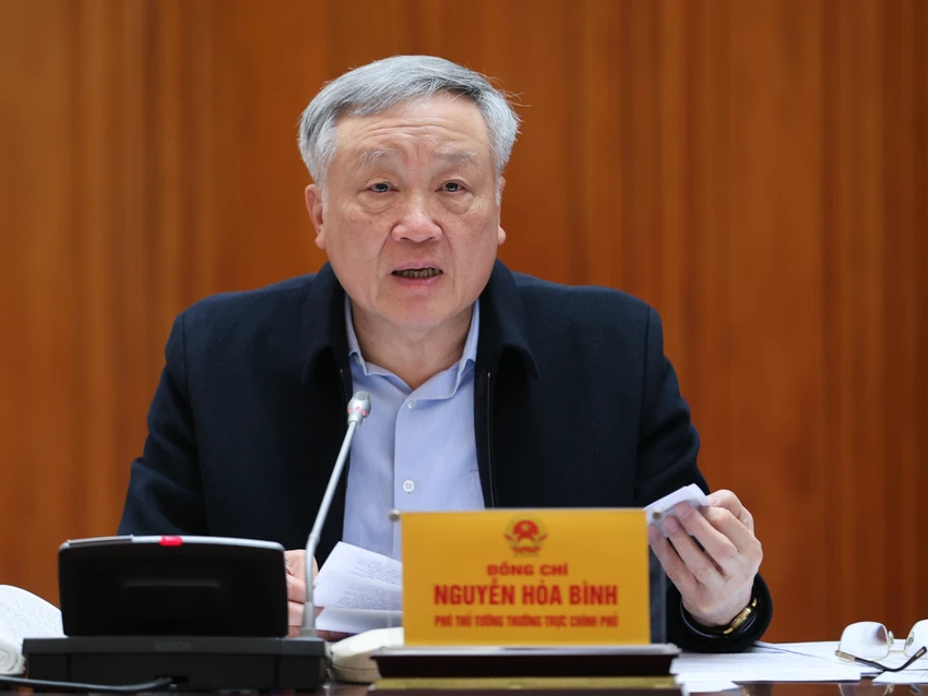 Phó Thủ tướng Thường trực Nguyễn Hòa Bình. Ảnh: VGP Chính phủ đưa ra các mốc thời gian quan trọng chuẩn bị cho sáp nhập tỉnh bộ nội vụ