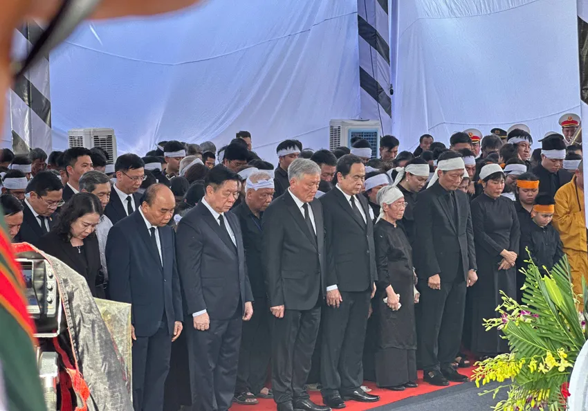 lanh-dao-dang-nha-nuoc-nguyen-chu-tich-nuoc-tran-duc-luong-2.jpg