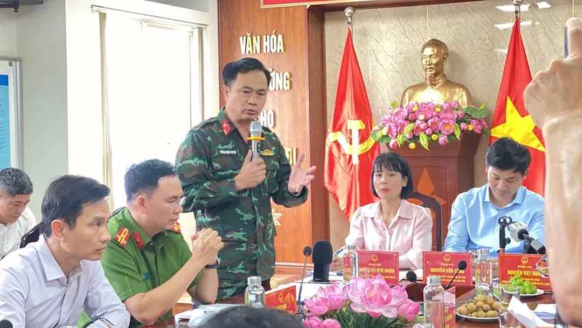 7-hop-bao-lat-tau-vinh-ha-long.jpg
