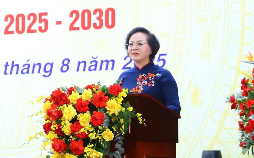 ca-nuoc-sap-xep-tinh-gian-gan-90-000-can-bo-cong-chuc-vien-chuc-bo-noi-vu-1.jpg