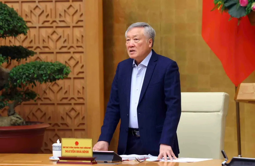 Phó Thủ tướng thường trực Nguyễn Hòa Bình. Ảnh: VGP khong-lien-lac-duoc-doanh-nghiep-noi-co-100-ti-usd-lam-duong-sat-toc-do-cao-nguyen-hoa-binh.jpg