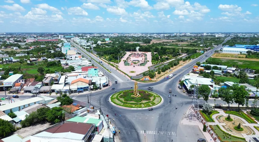 Thành phố Tân An là nơi đặt trung tâm hành chính của tỉnh Tây Ninh mới. Ảnh: HUỲNH DU. Tây Ninh - Long An 75).jpg