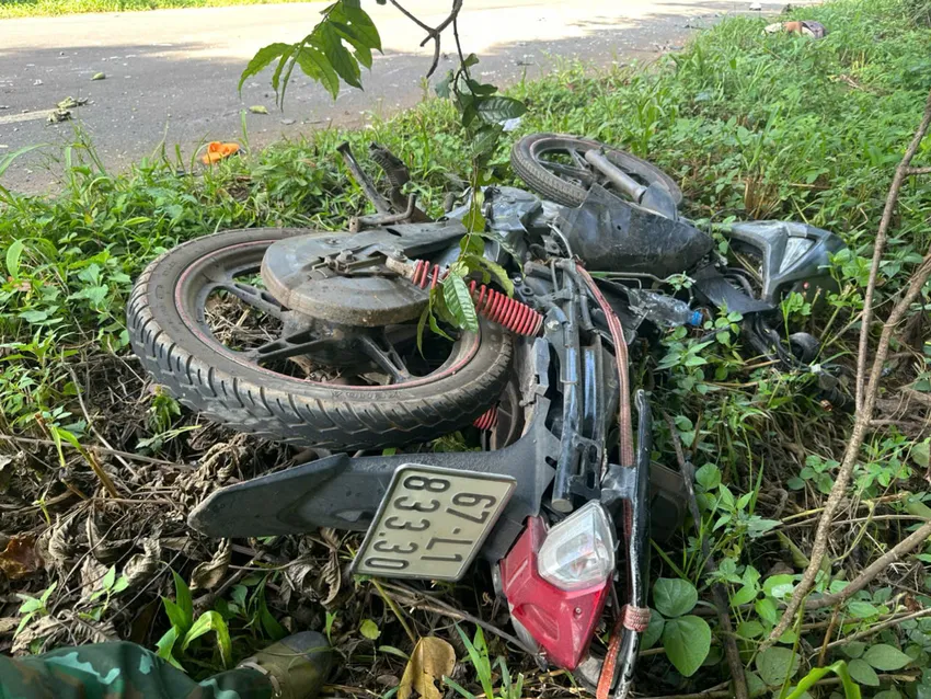 Hiện trường vụ tai nạn. Ảnh: NGUYỄN TIẾN xe tải tập lái.jpg