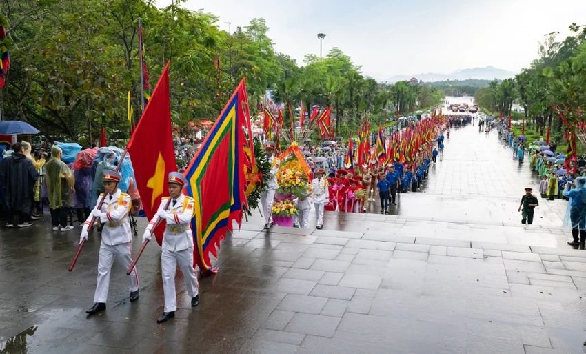 Phú Thọ bắn pháo hoa dịp Giỗ Tổ Hùng Vương 2025 (2).jpg