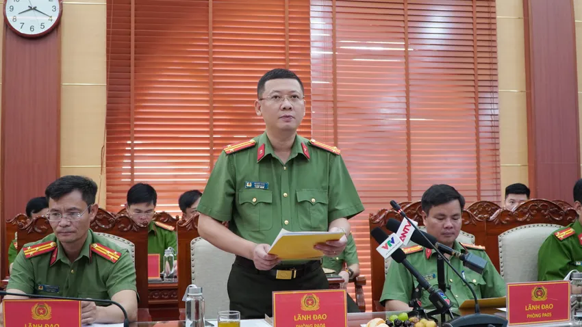 Trung tá Hoàng Tùng, Trưởng phòng An ninh kinh tế, Công an Phú Thọ. Ảnh: XUÂN NGUYỄN cong an phu tho.jpg