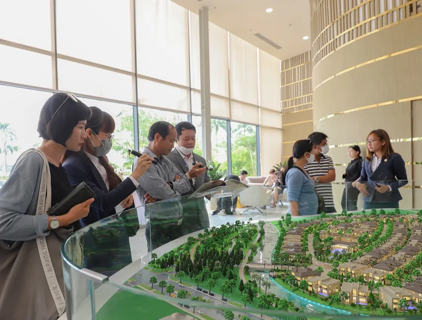 Bộ Tài chính chưa đề xuất áp dụng thu thuế thu nhập cá nhân theo thời gian nắm giữ bất động sản như dự thảo Luật Thuế thu nhập cá nhân sửa đổi trước đây. bất động sản