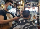 TP.HCM: Thêm nhiều dịch vụ bị tạm dừng để chống dịch COVID-19 ảnh 2 TP.HCM: Tạm dừng hoạt động các tiệm làm đẹp, hớt tóc, gội đầu