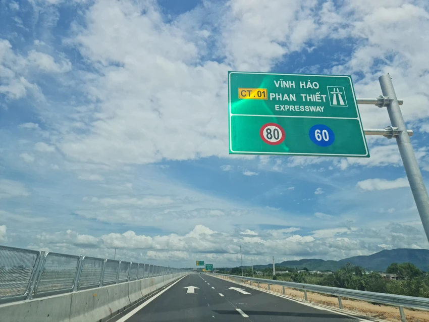 Điểm đầu cao tốc Vĩnh Hảo - Phan Thiết. Ảnh: PN. cao-toc.jpg
