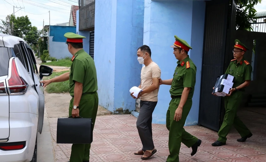 Nguyễn Ngọc Khương, Giám đốc Công ty TNHH Xây dựng Thương mại Dịch vụ Quốc Anh Phát (Phan Thiết, Bình Thuận) bị bắt giam. Ảnh PĐ. binh-thuan.jpg
