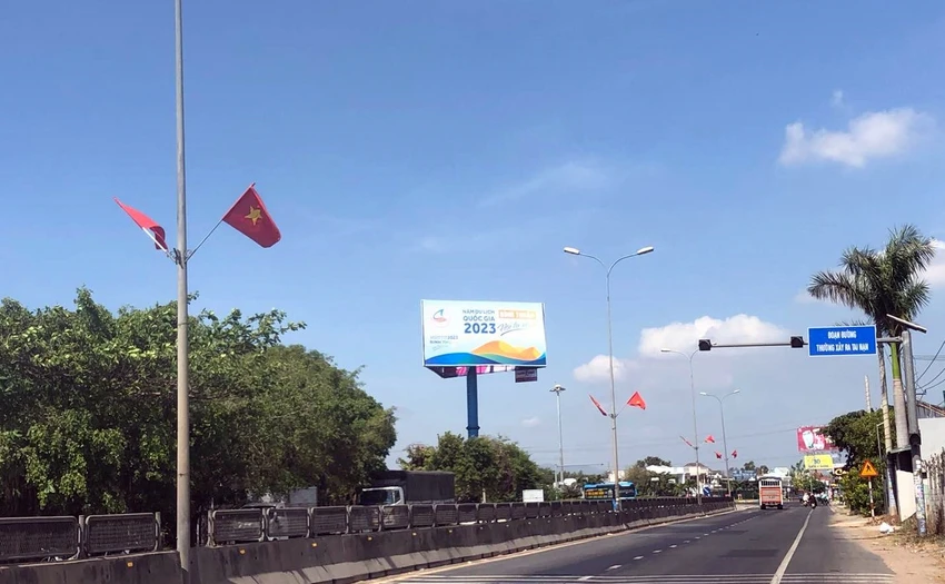 Đường đến xã Tiến Lợi, TP Phan Thiết. phan-thiet.jpg