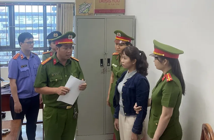 Thiên Triều Nam Quốc Thiên Triều Nam Quốc