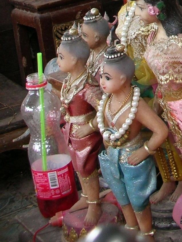 bup-be-kuman-thong (4).jpg