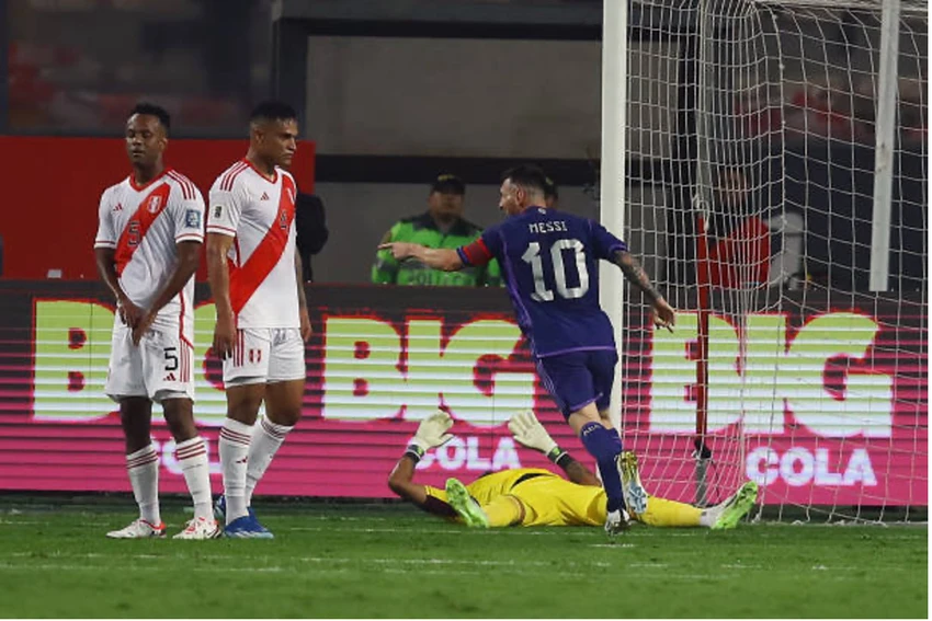Messi lập cú đúp giúp Argentina giành chiến thắng. Ảnh: GETTY world-cup-lionel-messi.jpg