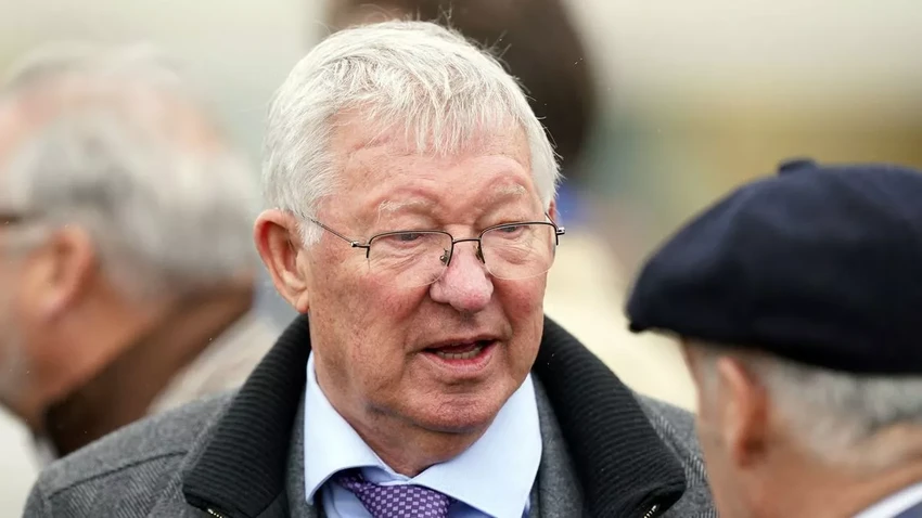 Theo Mirror, Sir Alex Ferguson có thể nổi cơn thịnh nộ vì MU bán Scott McTominay. ẢNH: GETTY Sir Alex Ferguson,MU