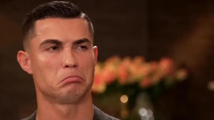 Tờ Mirror (Anh) chỉ ra 4 điều Ronaldo nói đúng và sai về MU trong cuộc phỏng vấn gây chấn động với Morgan. ẢNH: @PiersUncensored/Twitter Ronaldo nói đúng và sai về MU,Ronaldo,MU