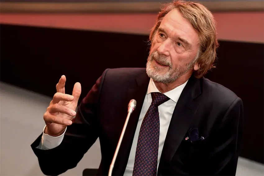 MU vạch ra 3 kế hoạch lớn, trong đó Sir Jim Ratcliffe ưu tiên xây sân mới. ẢNH: GETTY sir-jim-ratcliffe-mu.png