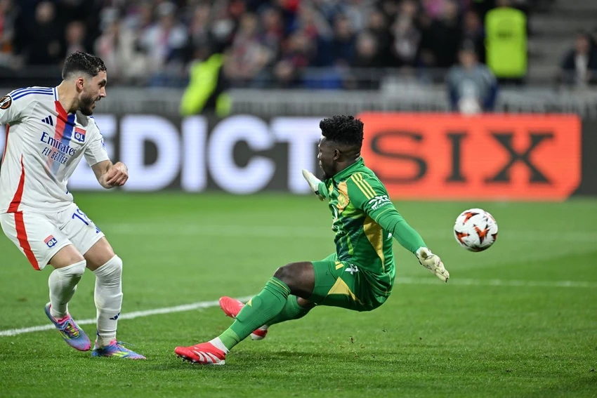 Onana có cơ hội chuộc lỗi sau trận tứ kết lượt đi Europa League thảm họa. ẢNH: GETTY onana-mu.jpg