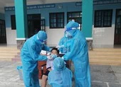 Học sinh Cần Giờ đi học lại được tặng đồng phục ảnh 8 Từ ngày mai, 20-10, học sinh 2 trường tại TP.HCM sẽ đi học trực tiếp