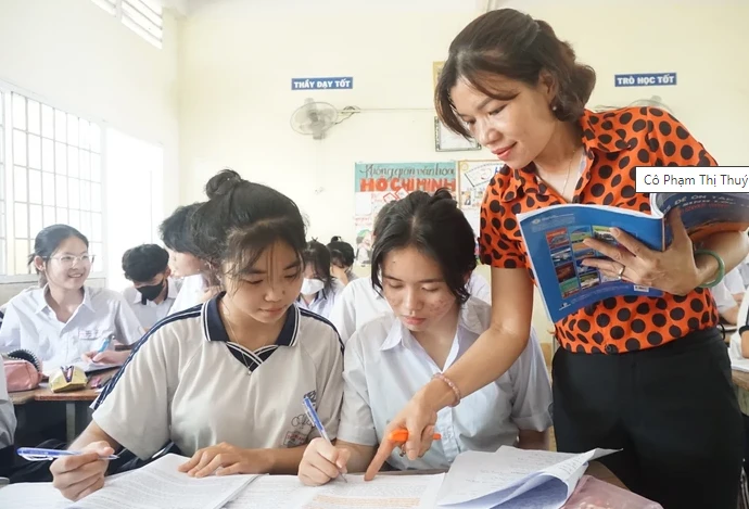 Một giờ học Văn của cô trò Trường THCS Trần Quang Khải, quận 12. Ảnh minh họa: NGUYỄN QUYÊN không dùng ngữ liệu sách giáo khoa ra đề Văn