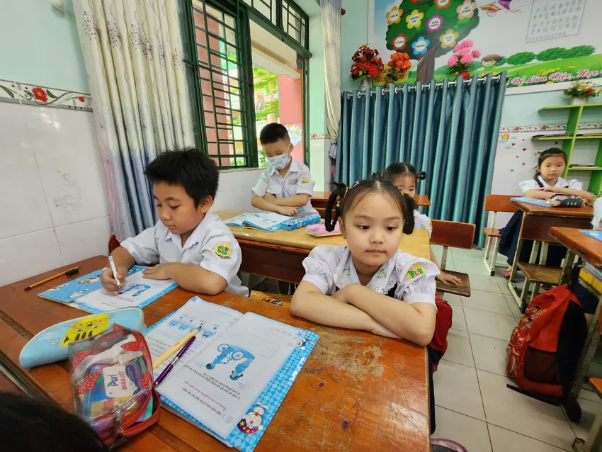 Học sinh Trường Tiểu học Lương Thế Vinh, quận Gò Vấp trong 1 tiết học. Ảnh: NGUYỄN QUYÊN học 2 buổi