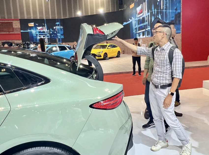 Ô tô Trung Quốc loại dưới 9 chỗ ngồi nhập khẩu về Việt Nam trong tháng 3 tăng 110% so với tháng 2. Ảnh: TN ô tô Trung Quốc