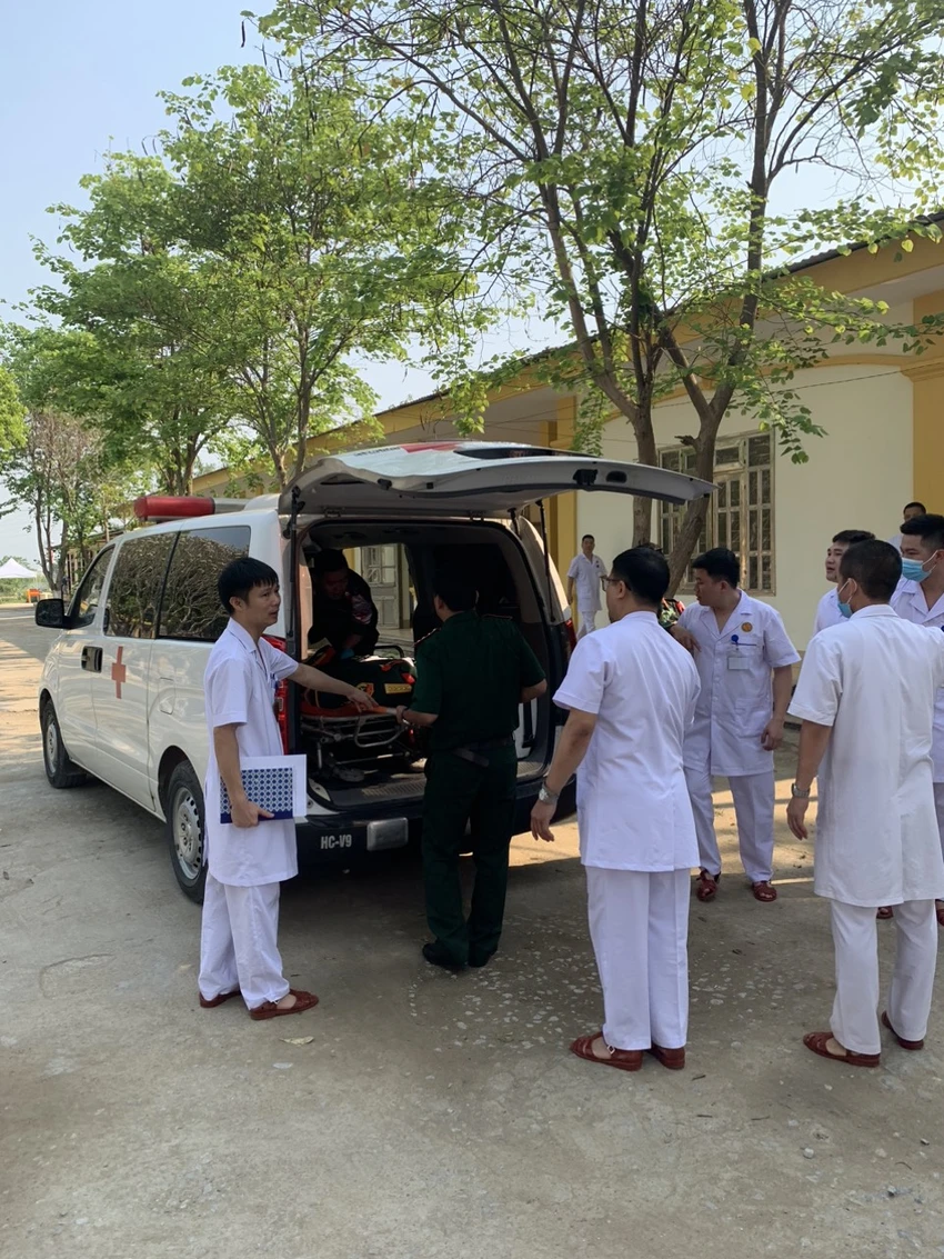 Quân y túc trực 24/7 để bảo đảm sức khỏe cho lực lượng tham gia diễu binh, diễu hành đang tập luyện tại Điện Biên. Ảnh: V.N Bo-truong-gui-thu-dong-vien-dieu-binh-111.jpg