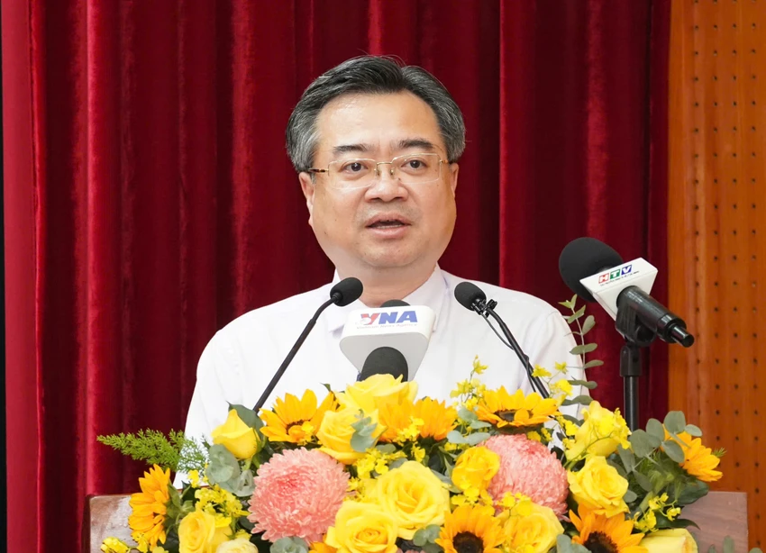 Ông Nguyễn Thanh Nghị, Phó Bí thư Thường trực Thành ủy TP.HCM được phân công làm Trưởng Ban Chỉ đạo 902. Ảnh: THUẬN VĂN Ông Nguyễn Thanh Nghị, Phó Bí thư Thường trực Thành ủy TP.HCM được phân công làm Trưởng Ban Chỉ đạo 902. Ảnh: THUẬN VĂN