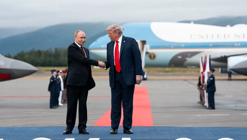 Chờ đợi cuộc gặp Trump-Zelensky tại Nhà Trắng