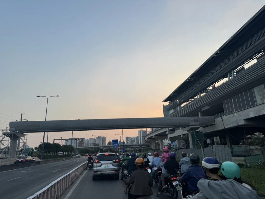 TP.HCM yêu cầu tạm ngưng thi công các công trình đào đường dịp Tết Nguyên đán Giáp Thìn năm 2024. Ảnh: ĐT TP.HCM yêu cầu tạm ngưng thi công các công trình đào đường dịp Tết Nguyên đán