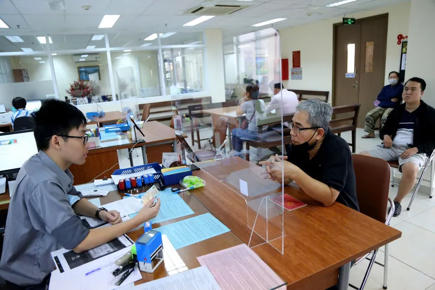 Bộ Công an đề xuất bỏ công chứng, xác nhận hôn nhân trong giao dịch đã số hoá nhận được nhiều ý kiến khác nhau. Ảnh: HOÀNG GIANG 1000038621.jpg