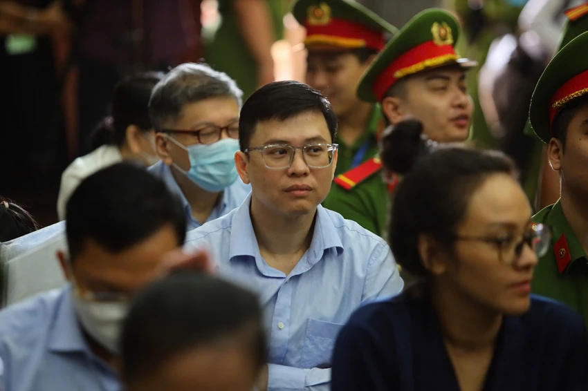 Quyền Tổng giám đốc ngân hàng SCB Trương Khánh Hoàng nhận mức hình phạt 18 năm tù trong bản án sơ thẩm. Ảnh: NGUYỆT NHI truong-khanh-hoang.JPG