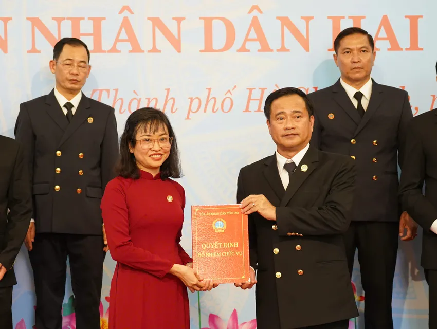 Bà Trần Thị Mỹ Dung - Chánh án TAND khu vực 11 - TP.HCM. Ảnh: THUẬN VĂN tand-khu-vuc-tp-hcm-5.jpg