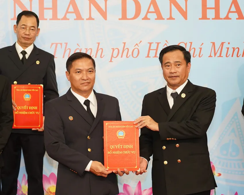 Ông Nguyễn Minh Hoàng - Chánh án TAND khu vực 16 - TP.HCM. Ảnh: THUẬN VĂN tand-khu-vuc-tp-hcm-8.jpg