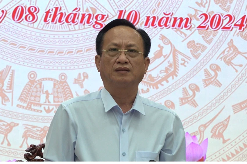 Chủ tịch tỉnh Bạc Liêu Phạm Văn Thiều nói về đổi mới công tác cung cấp thông tin cho báo chí. Ảnh: TRẦN VŨ Chủ tịch tỉnh Bạc Liêu 11_1.2.1.png