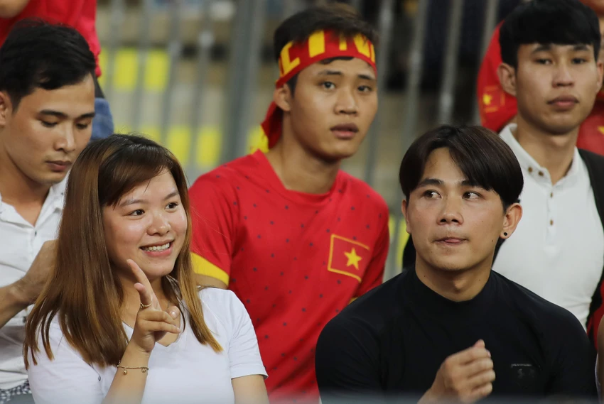 Áp đảo toàn diện, U-22 Việt Nam đè bẹp Philippines ảnh 38