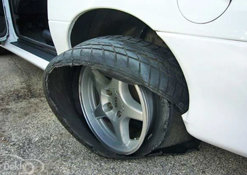 tread-separation-2-5555-1382092950.jpg