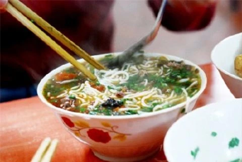 Những kiểu bán hàng 'khinh thường' khách ra mặt của chủ quán Việt 4