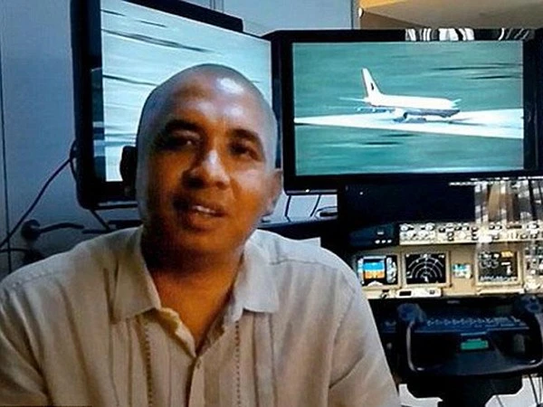 Vụ MH370: Bác báo cáo cho rằng cơ trưởng Zaharie là nghi phạm ảnh 1 Vụ MH370: Bác báo cáo cho rằng cơ trưởng Zaharie là nghi phạm ảnh 1