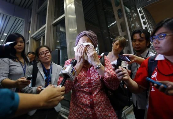 Nỗi đau tột cùng của thân nhân hành khách MH17 ảnh 1