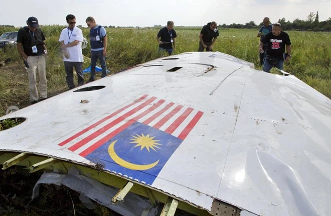 Những hình ảnh chứng minh MH17 đã bị bắn bằng tên lửa ảnh 7 Những hình ảnh chứng minh MH17 đã bị bắn bằng tên lửa ảnh 7