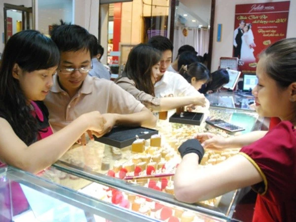 Giá vàng SJC giảm nhẹ, giao dịch quanh ngưỡng 36,60 triệu đồng ảnh 1 Giá vàng SJC giảm nhẹ, giao dịch quanh ngưỡng 36,60 triệu đồng ảnh 1