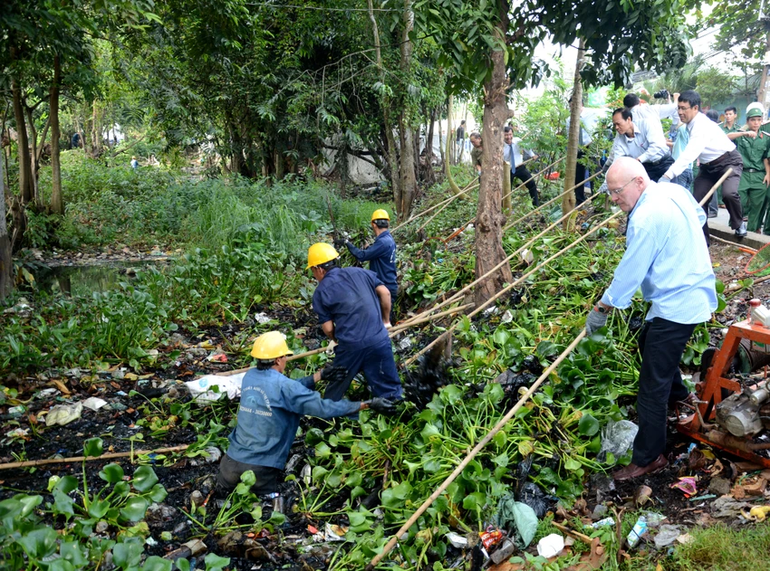 Ra quân chiến dịch Làm cho thế giới sạch hơn ảnh 1