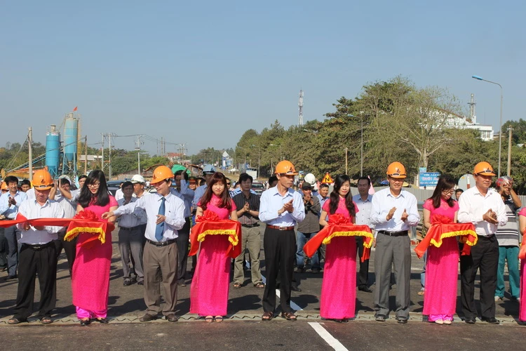 Chính thức thông xe cầu La Ngà Đồng Nai ảnh 1