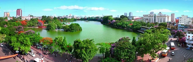 Hồ Gươm trong khoảnh khắc lạ thường ảnh 1