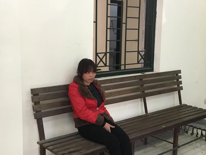 Đầu năm trộm tiền công đức tại Phủ Tây Hồ ảnh 1 Đầu năm trộm tiền công đức tại Phủ Tây Hồ ảnh 1
