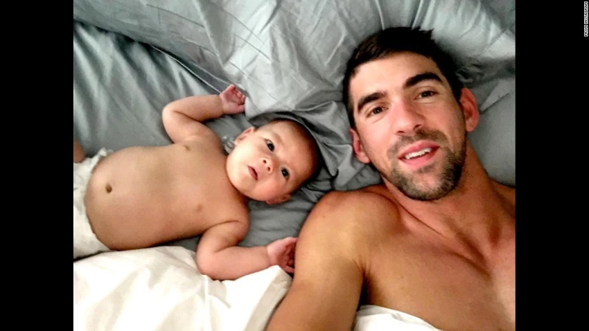 Những bức ảnh selfie nổi tiếng của năm 2016 ảnh 14