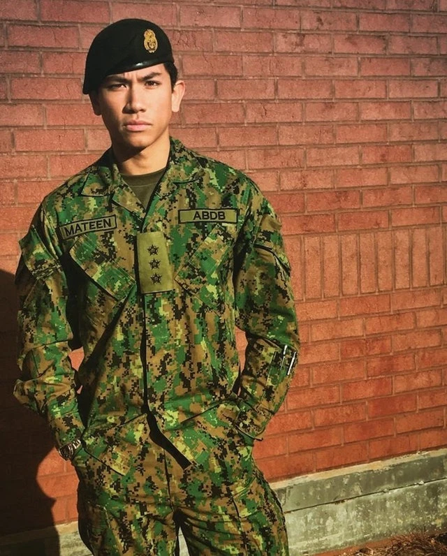 Choáng với độ xa hoa của hoàng tử 9X Brunei ảnh 11 Choáng với độ xa hoa của hoàng tử 9X Brunei ảnh 11