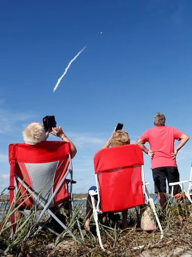 Siêu xe của Elon Musk và chuyến du hành đến sao Hỏa ảnh 5 Siêu xe của Elon Musk và chuyến du hành đến sao Hỏa ảnh 5